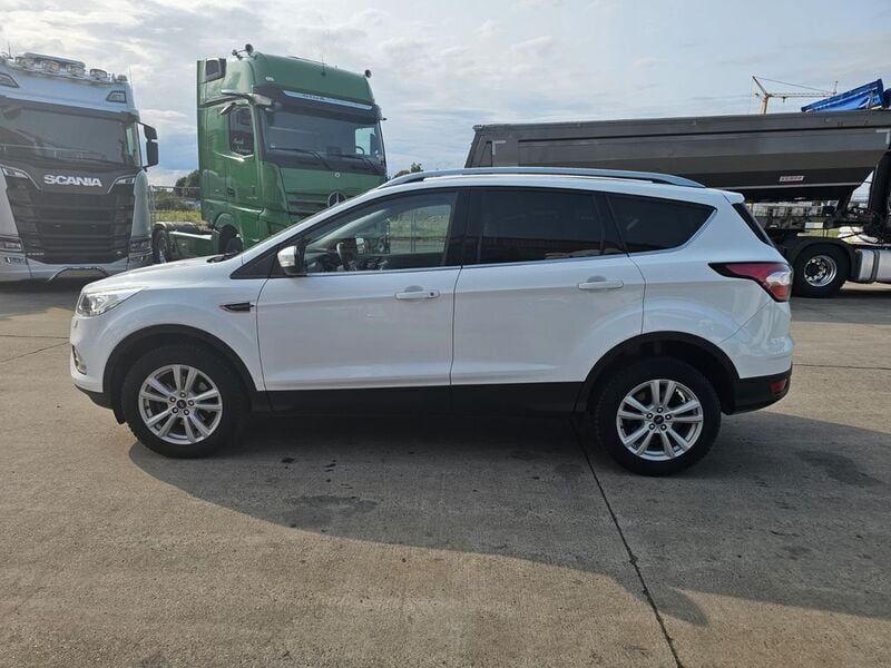 Gebraucht Ford Kuga Cool & Connect 150 PS (110 kW) 2018 Weiß SUV