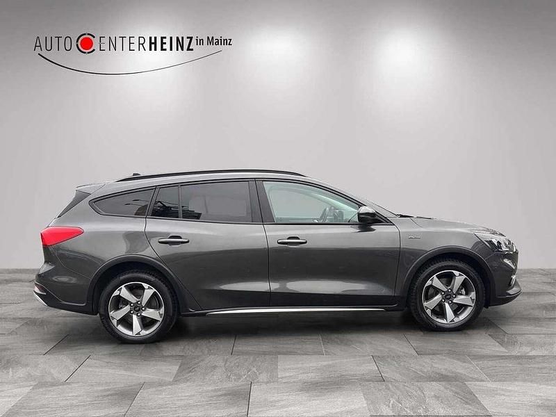 Gebraucht Ford Focus Active 125 PS (91 kW) 2019 Magneticgrau (metallic) Kombi