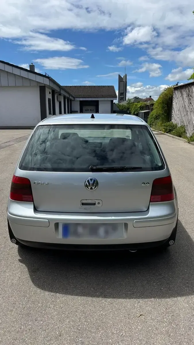Gebraucht VW Golf 116 PS (85 kW) 2001 Silber Coupé