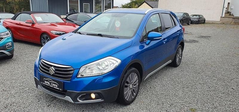 Blau Gebraucht 2014 Suzuki SX4 S-Cross Comfort SUV | 10.900 € (Fairer Preis) - Bild 1/4