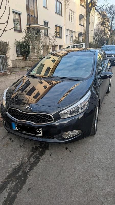 Gebraucht Kia Ceed 136 PS (100 kW) 2015 Schwarz Kleinwagen