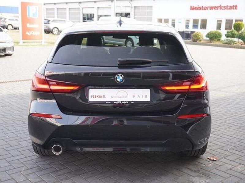 Gebraucht BMW 118 Advantage 136 PS (100 kW) 2021 Schwarz Kleinwagen