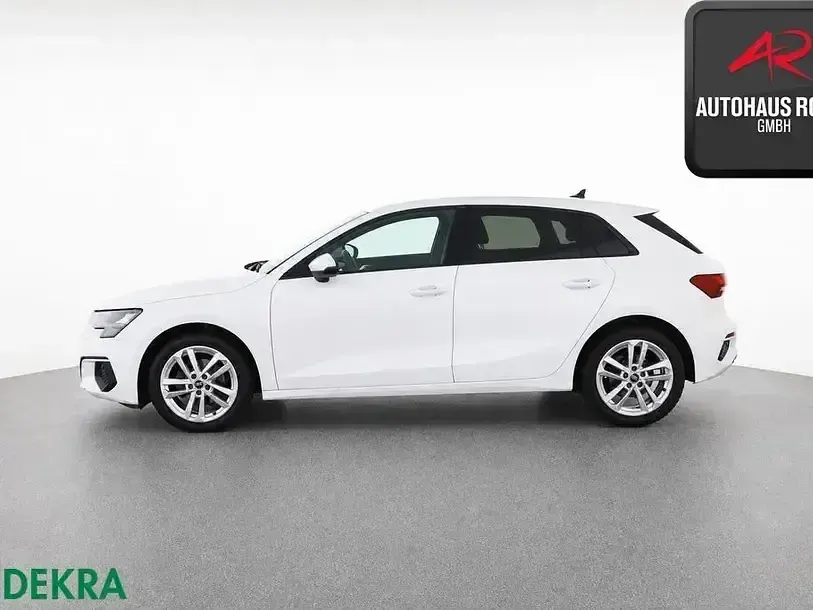 Gebraucht Audi A3 Business 116 PS (85 kW) 2023 Ibisweiß Limousine