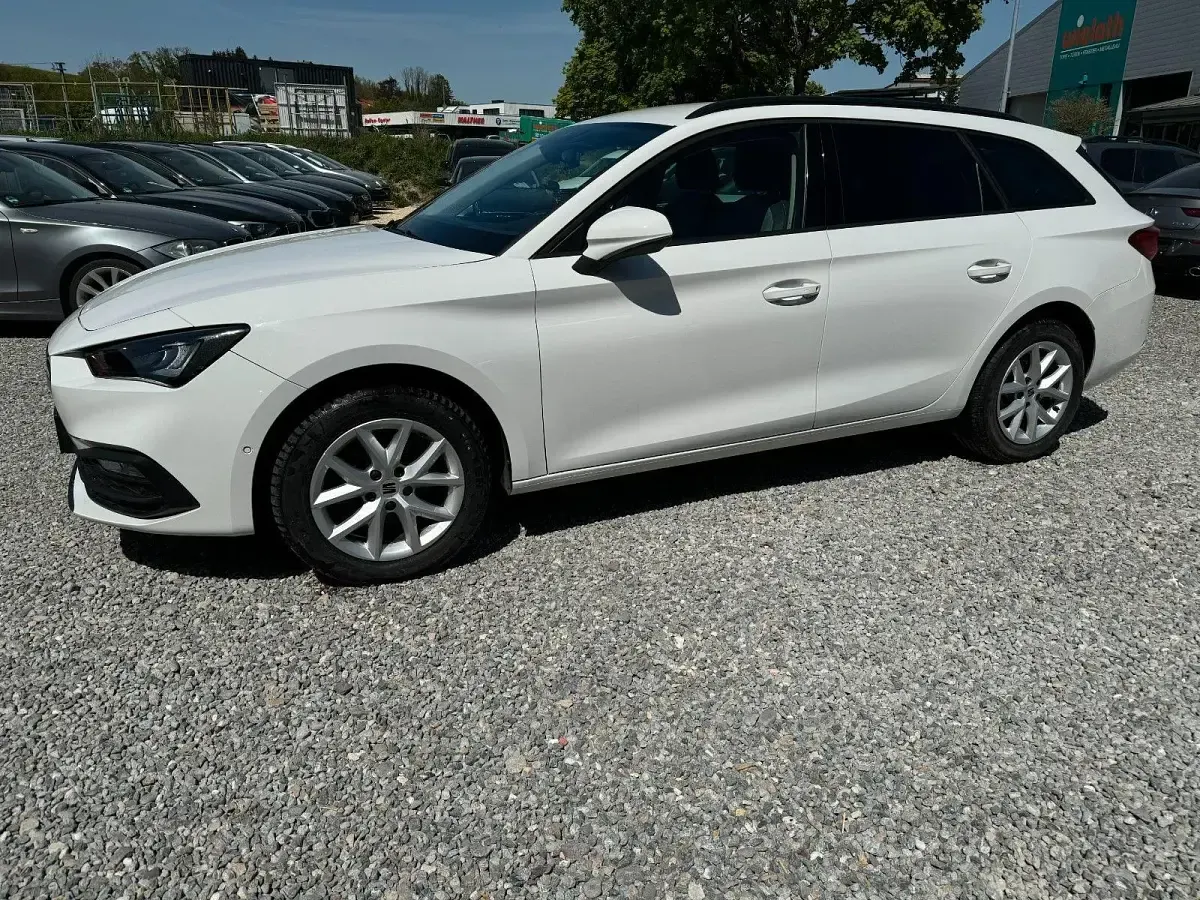 Gebraucht Seat Leon Style 150 PS (110 kW) 2022 Weiß Kombi