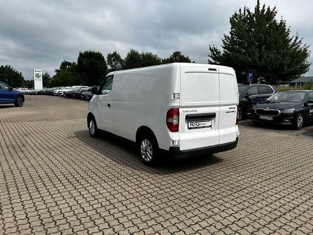 Gebraucht Maxus eDeliver 3 117 kW (160 PS) 2024 Weiß Van
