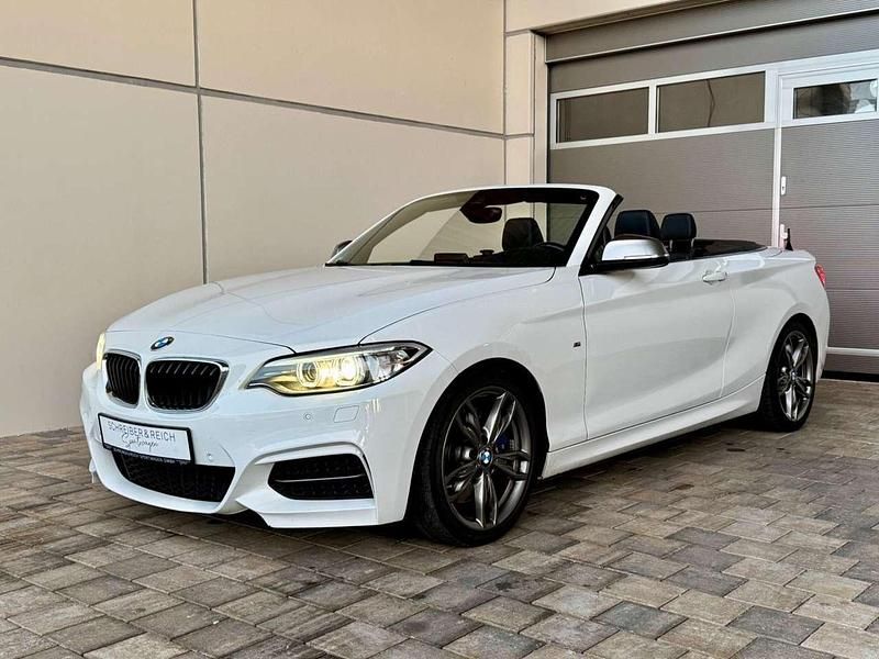 Alpinweiss iii Gebraucht 2017 BMW M2 Coupé | 32.900 € - Bild 1/4