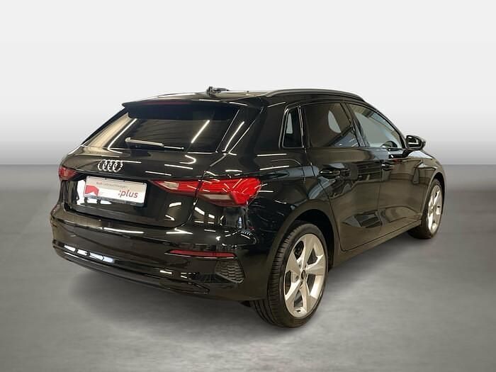 Gebraucht Audi A3 Advanced Plus 116 PS (85 kW) 2024 Schwarz Limousine