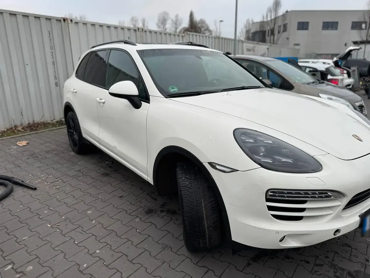 Gebraucht Porsche Cayenne 245 PS (180 kW) 2011 Weiß SUV