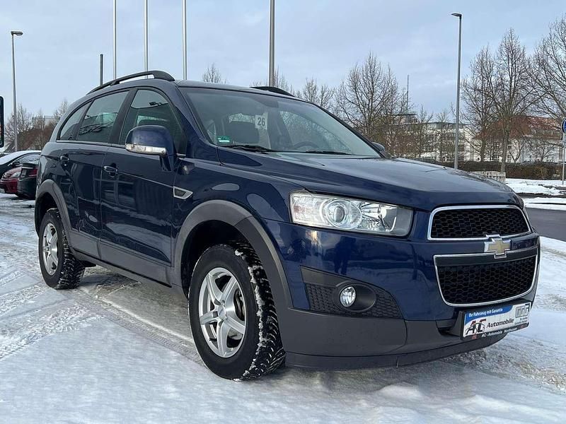 Gebraucht Chevrolet Captiva LT 167 PS (122 kW) 2011 Poseidon blue met SUV