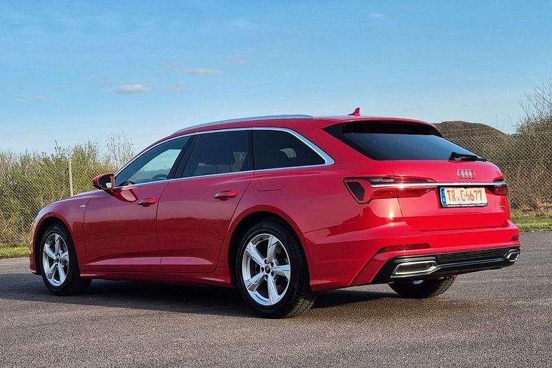 Gebraucht Audi A6 S-Line 265 PS (194 kW) 2022 Rot Kombi