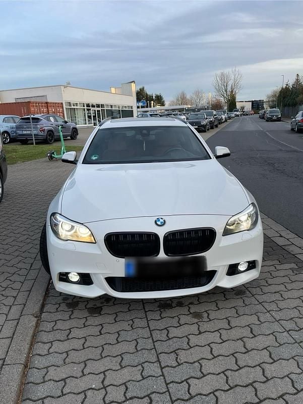 Brugt BMW 530 258 HK (189 kW) 2015 Hvid Stationcar