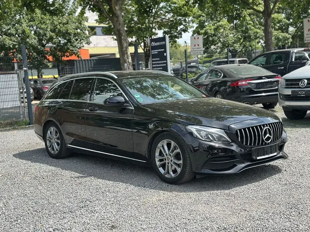Gebraucht Mercedes C200 136 PS (100 kW) 2017 Schwarz Kombi