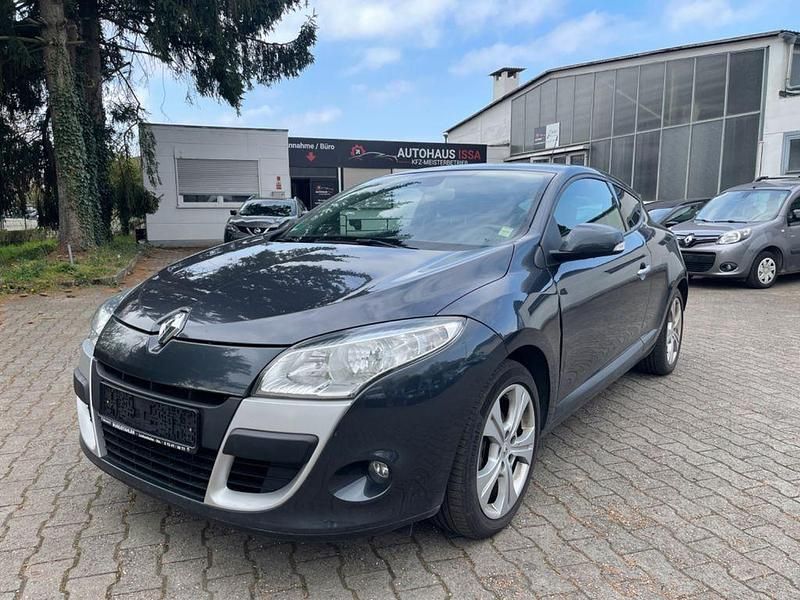 Gebraucht Renault Mégane III Dynamique 110 PS (80 kW) 2009 Schwarz Coupé