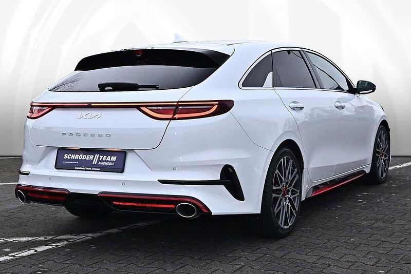 Gebraucht Kia ProCeed GT GT 204 PS (150 kW) 2024 Weiß Kleinwagen
