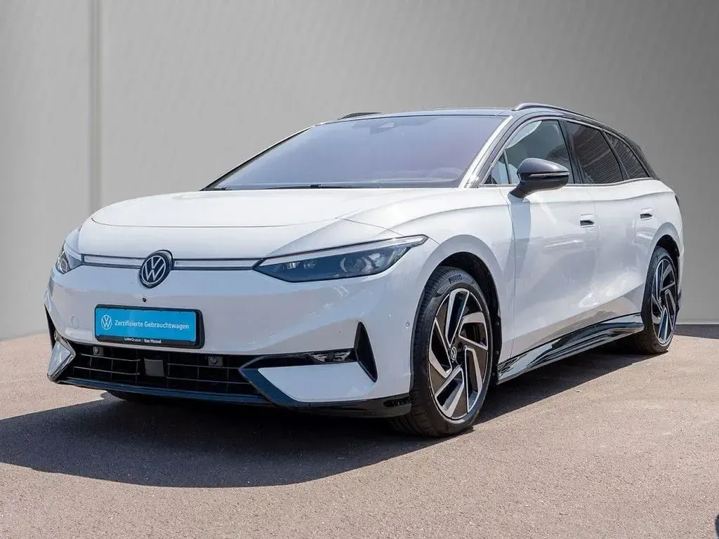 Gebraucht VW ID.7 Pro 210 kW (286 PS) 2025 Gletscherweiß metallic Kombi