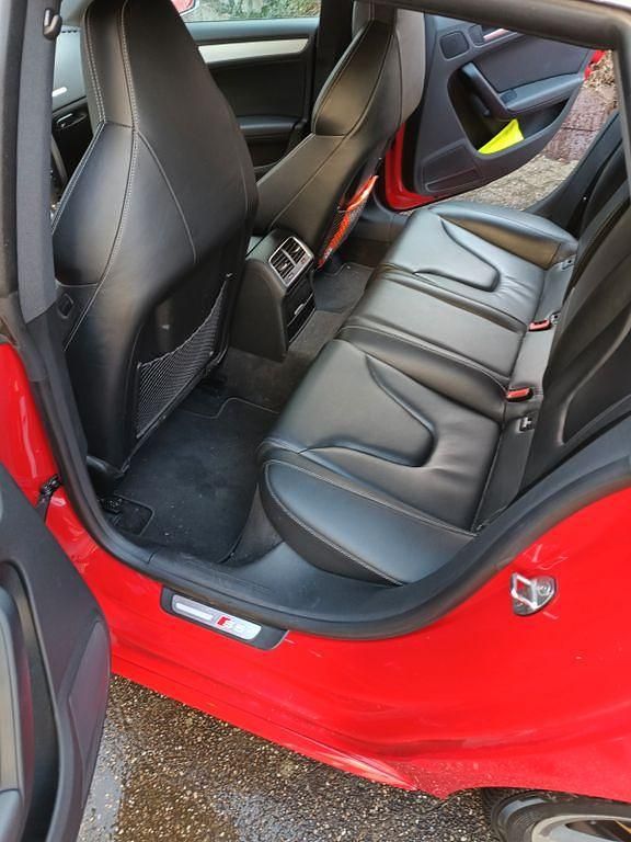 Gebraucht Audi S5 Sportback Ambiente 333 PS (244 kW) 2010 Rot Kleinwagen