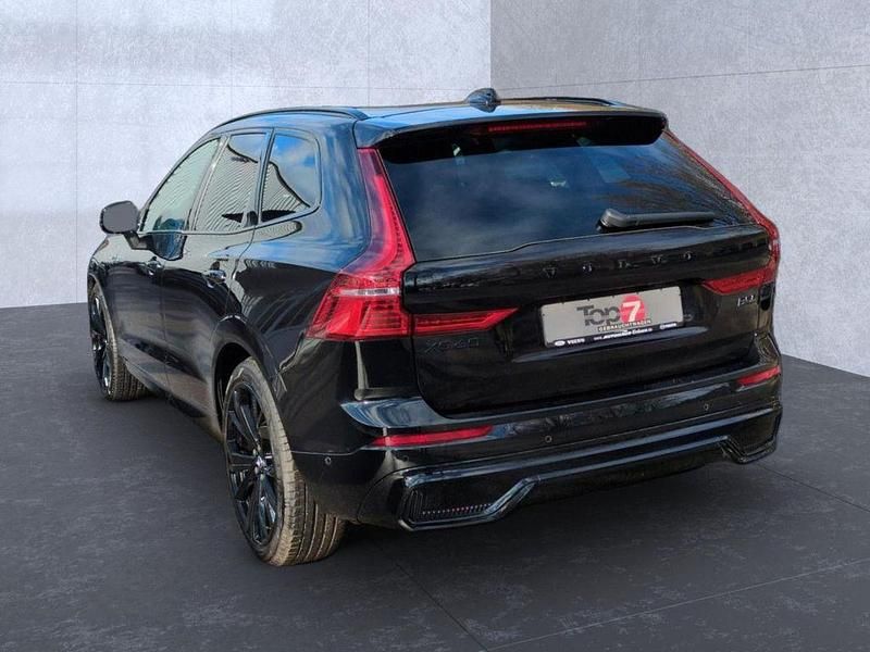 Gebraucht Volvo XC60 Plus 250 PS (183 kW) 2025 Schwarz SUV