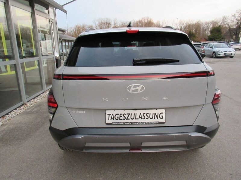 Gebraucht Hyundai Kona Prime 139 PS (102 kW) 2024 Grau SUV