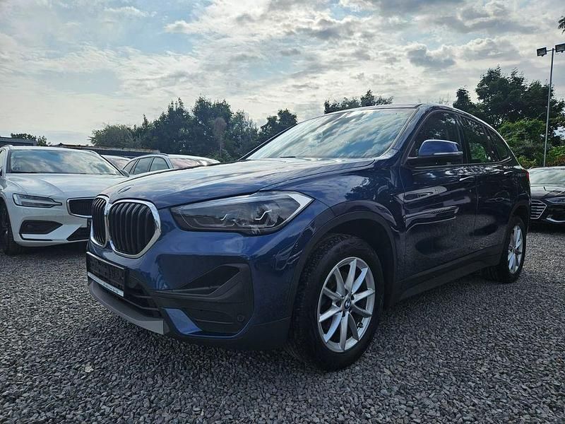Blau Gebraucht 2022 BMW X1 Advantage SUV | 16.900 € (Superpreis) - Bild 1/4