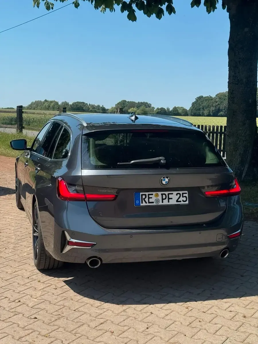 Gebraucht BMW 330 Luxury Line 265 PS (194 kW) 2020 Grau Kombi