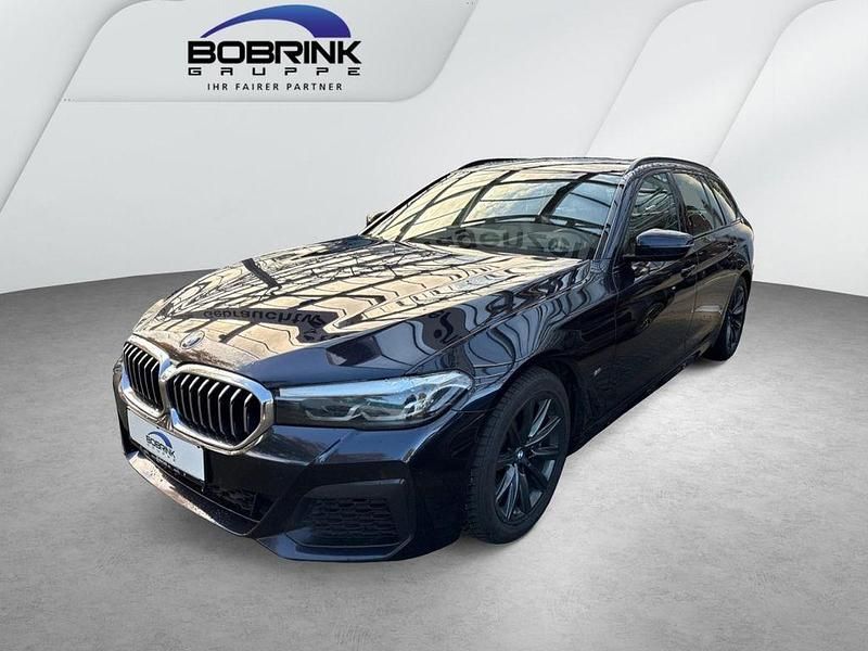 Schwarz Gebraucht 2022 BMW 530 M Sport Kombi | 32.940 € (Fairer Preis) - Bild 1/4