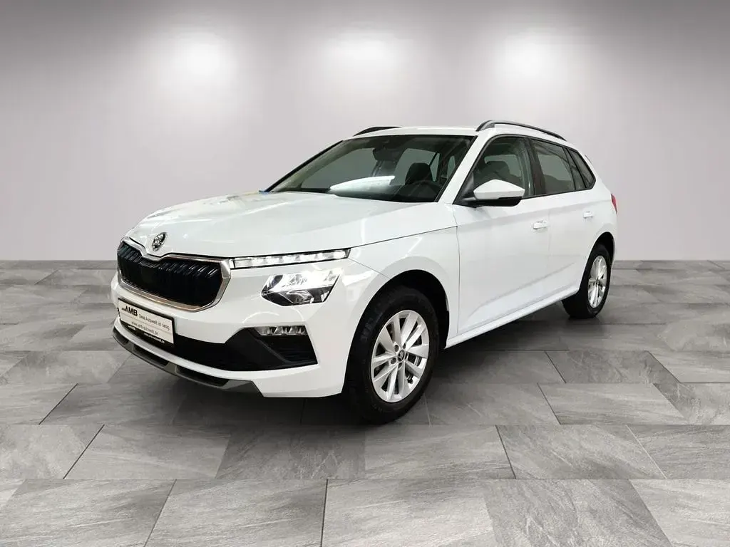 Gebraucht Skoda Kamiq Selection 95 PS (69 kW) 2025 Weiß SUV