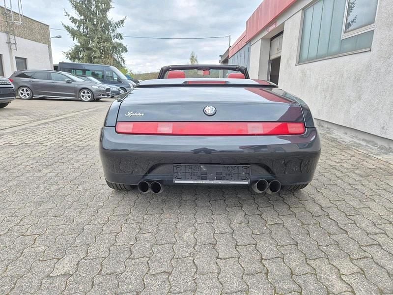 Occasion Alfa Romeo Spider 150 ch (110 kW) 1998 Noir Cabriolet