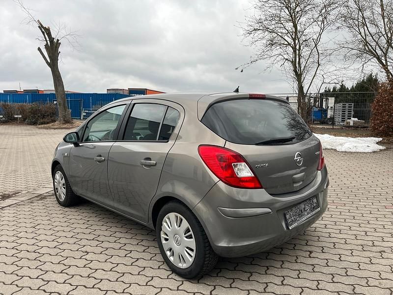 Gebraucht Opel Corsa 70 PS (51 kW) 2012 Grau Kleinwagen