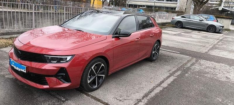 Gebraucht Opel Astra 136 PS (100 kW) 2024 Rot Limousine