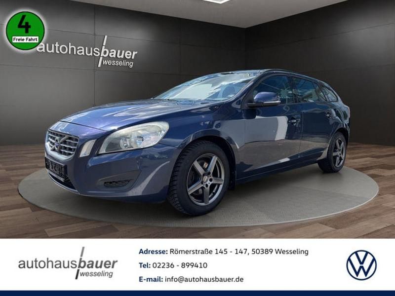 Blau / caspianblau (metallic) Gebraucht 2012 Volvo V60 Drive Kinetic Kombi | 3.980 € (Fairer Preis) - Bild 1/4