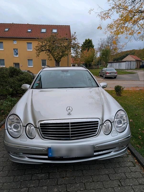 Silber Gebraucht 2003 Mercedes E320 Kombi | 4.350 € (Teuer) - Bild 1/4
