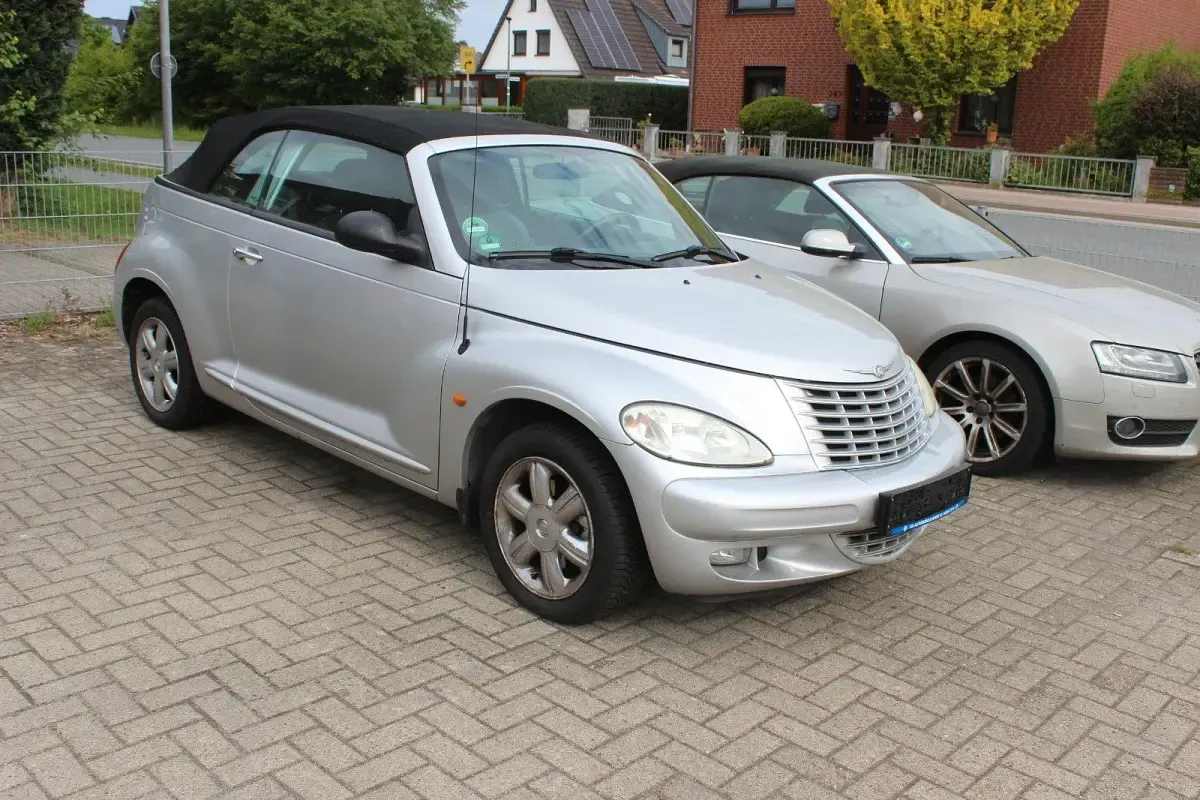 Używany Chrysler PT Cruiser 142 KM (104 kW) 2006 Srebrny Kabriolet