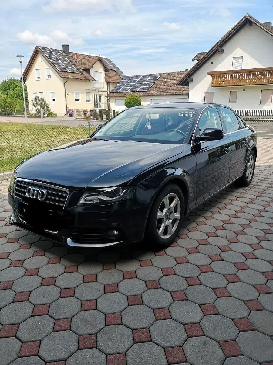 Gebraucht Audi A4 Attraction 143 PS (105 kW) 2008 Schwarz Limousine