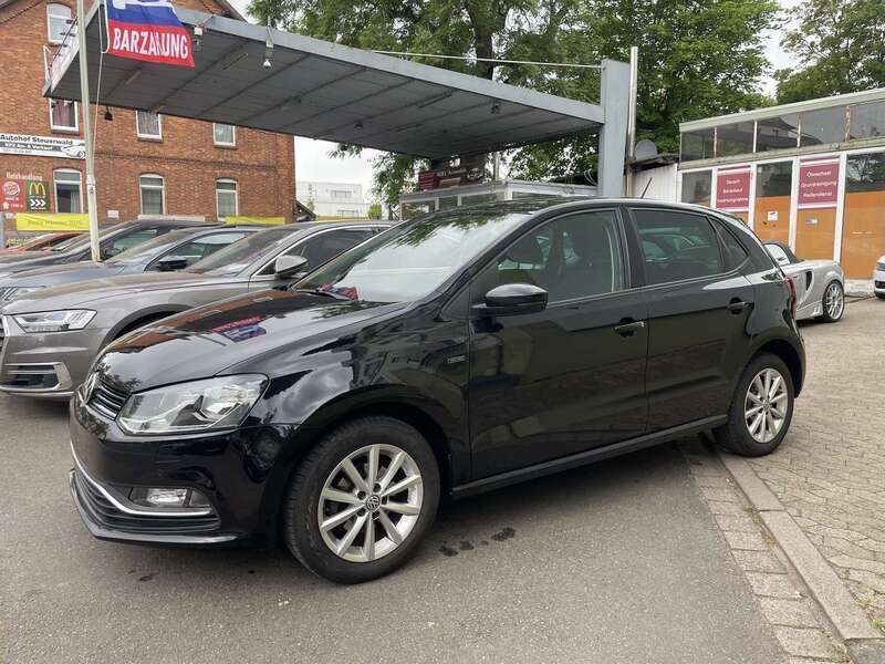 Schwarz Gebraucht 2015 VW Polo LOUNGE Kleinwagen | 8.000 € (Fairer Preis) - Bild 1/4