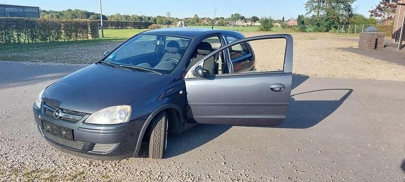 Violet Gebraucht 2006 Opel Corsa Kleinwagen | 1.750 € (Fairer Preis) - Bild 1/4