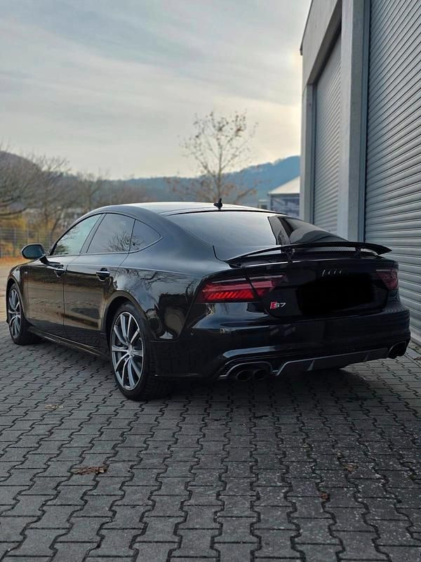 Second-hand Audi S7 450 CP (330 kW) 2015 Negru Hatchback