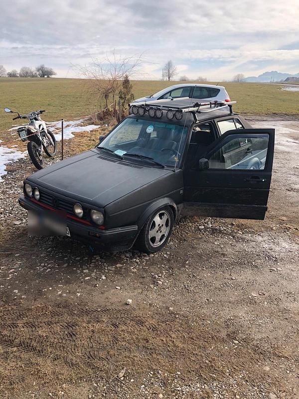 Gebraucht VW Jetta 90 PS (66 kW) 1990 Schwarz Limousine