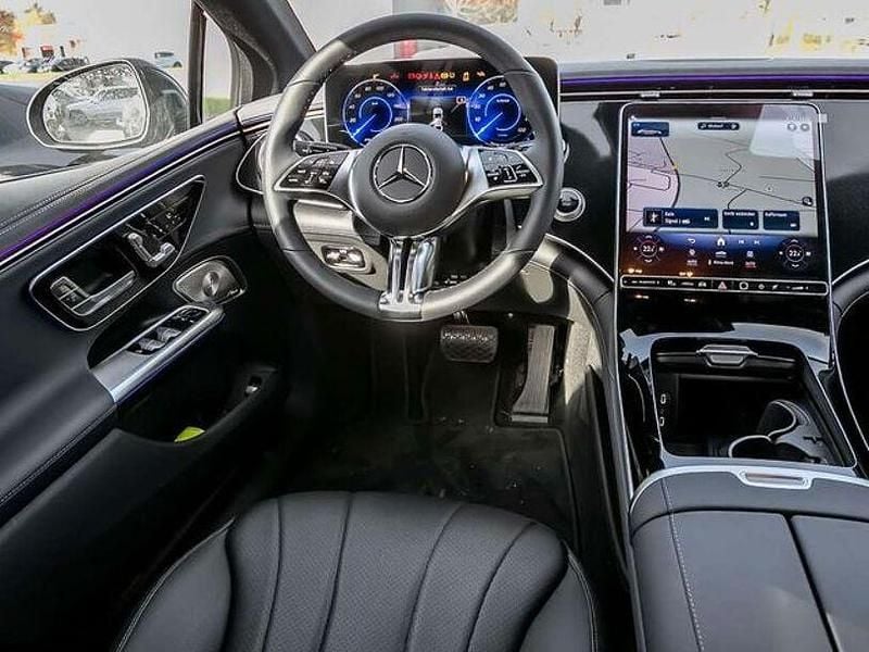 Gebraucht Mercedes 300 169 kW (231 PS) 2024 Schwarz Limousine