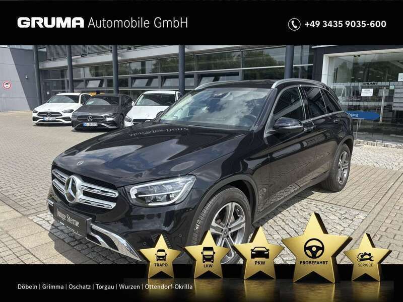 Lack obsidianschwarz Gebraucht 2020 Mercedes GLC200 SUV | 39.490 € (Fairer Preis) - Bild 1/4