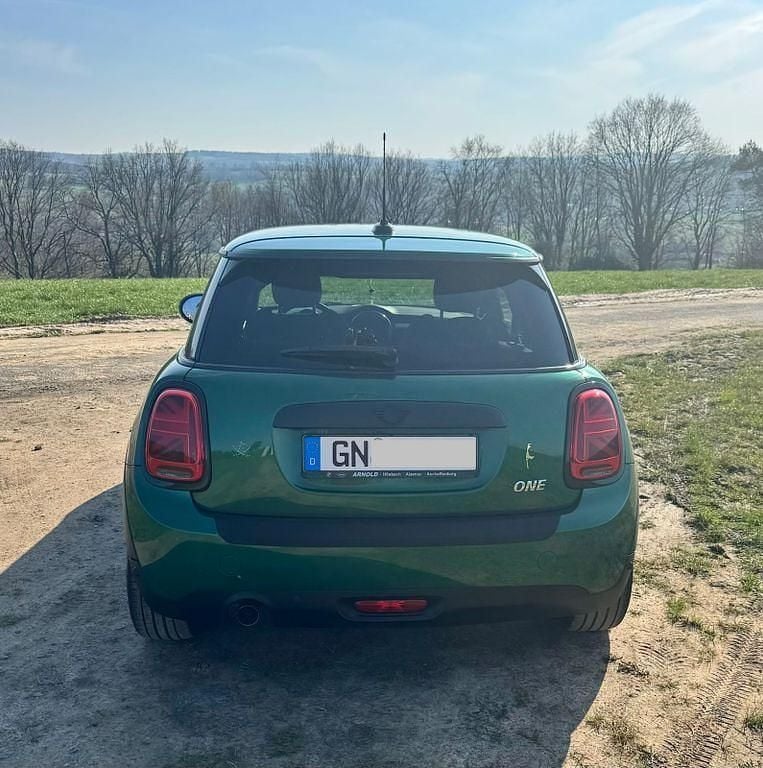 Second-hand Mini ONE 102 CP (75 kW) 2019 Verde Hatchback