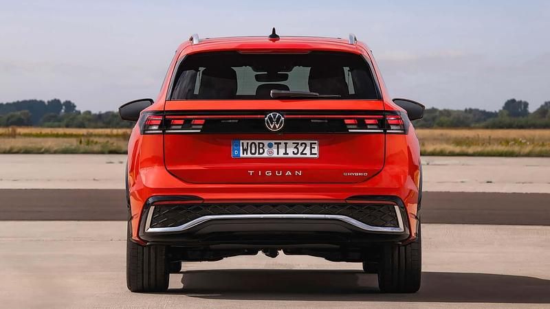 Neu VW Tiguan Elegance 204 PS (150 kW) 2025 Waehlbar SUV