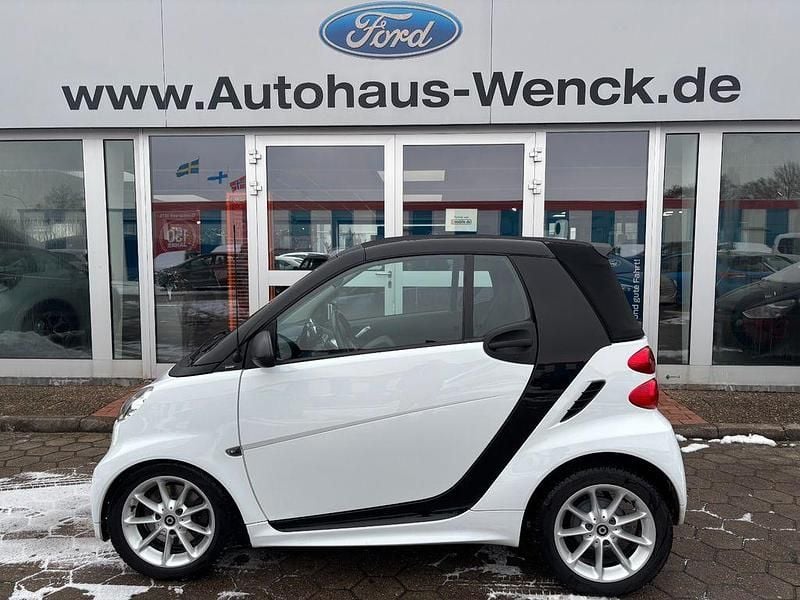 Gebraucht Smart ForTwo Cabrio 71 PS (52 kW) 2012 Schwarz Cabrio