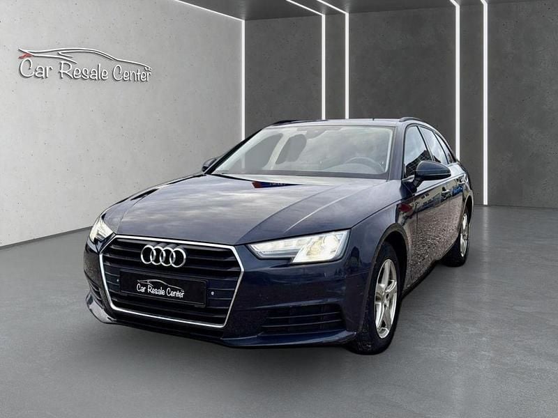 Blau Gebraucht 2017 Audi A4 Basis Kombi | 11.290 € (Guter Preis) - Bild 1/4