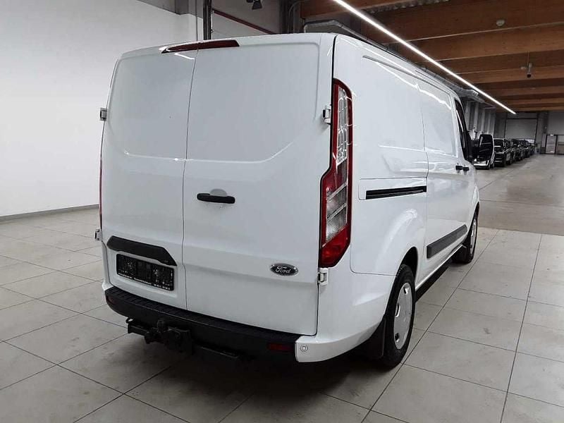 Gebraucht Ford Transit Custom Trend 130 PS (95 kW) 2022 Frostweiß Pickup