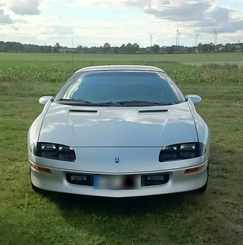 Gebraucht Chevrolet Camaro 269 PS (197 kW) 1996 Silber Coupé