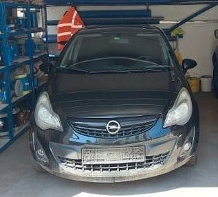 Gebraucht Opel Corsa Color Edition 101 PS (74 kW) 2014 Schwarz Kleinwagen