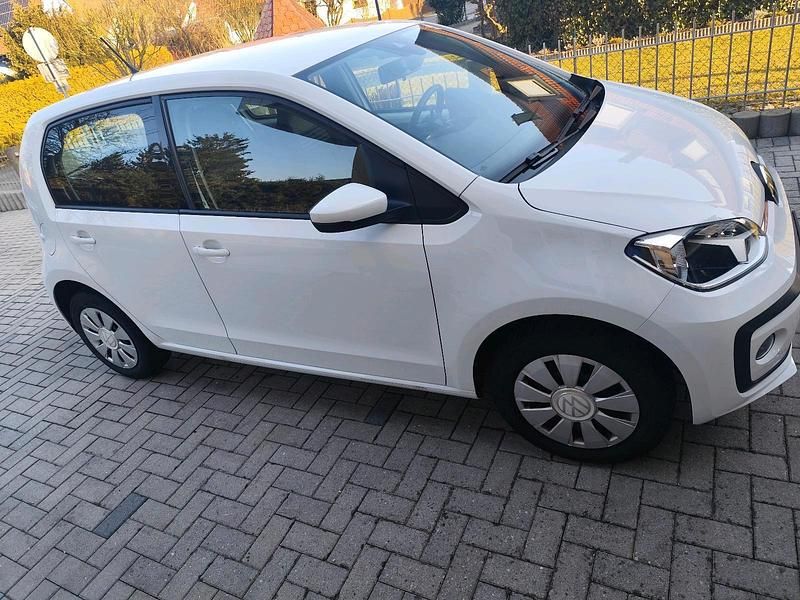 Gebraucht VW up! 65 PS (47 kW) 2021 Weiß Kleinwagen