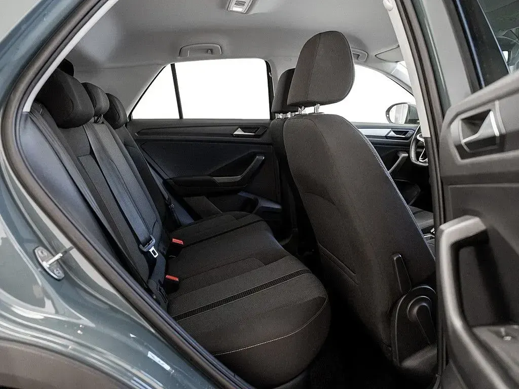 Gebraucht VW T-Roc Beats 150 PS (110 kW) 2023 Blau SUV