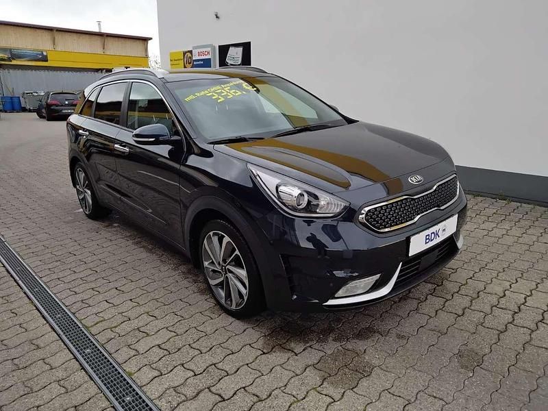 (b4u) gravity blau met. Gebraucht 2017 Kia Niro Spirit SUV | 17.990 € (Etwas zu teuer) - Bild 1/4
