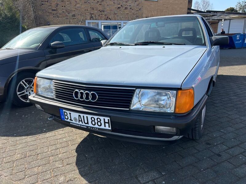 Gebraucht Audi 100 Design 116 PS (85 kW) 1989 Silber Limousine